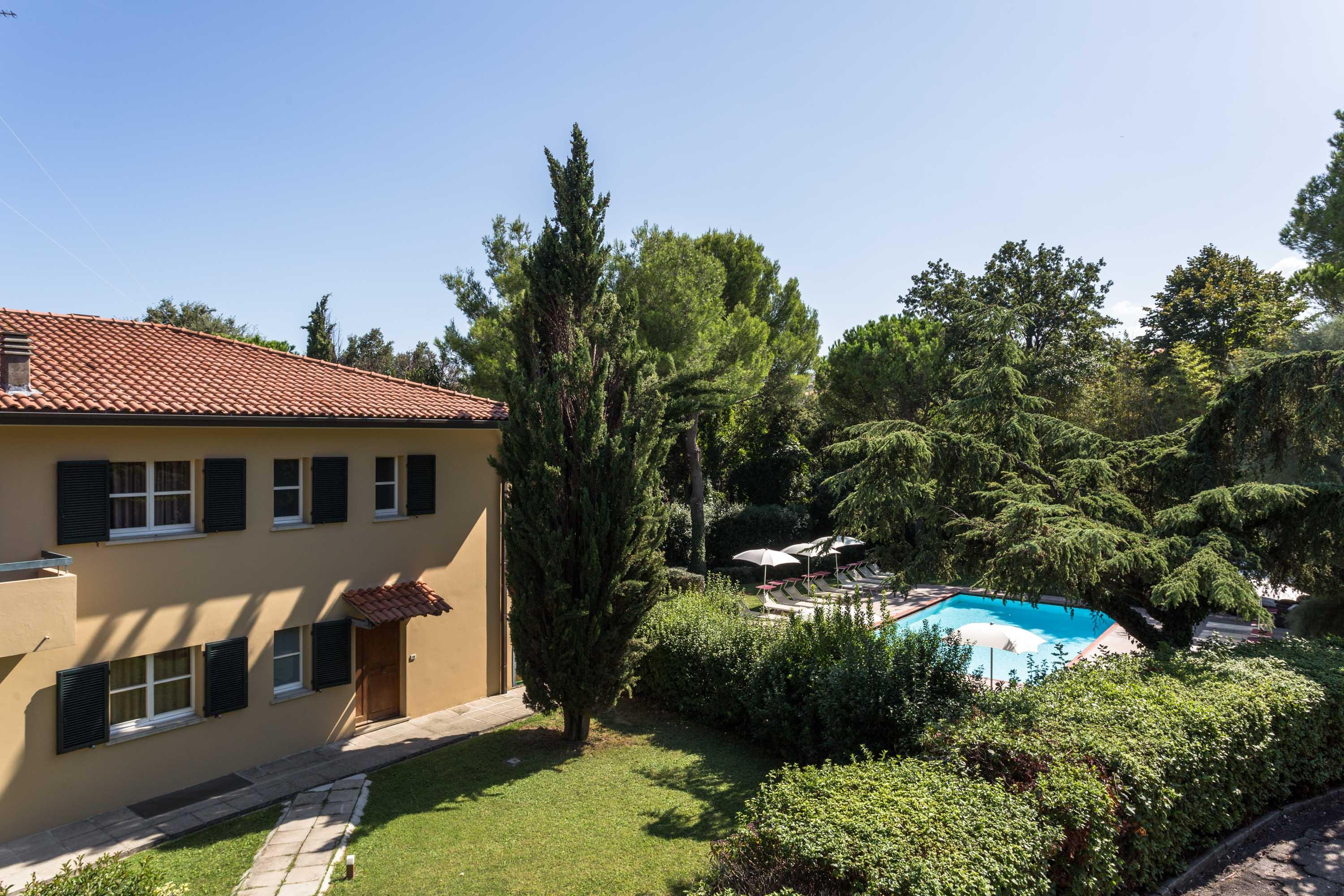 Residenze Al Colle Dei Pini Aparthotel Riccione Luaran gambar