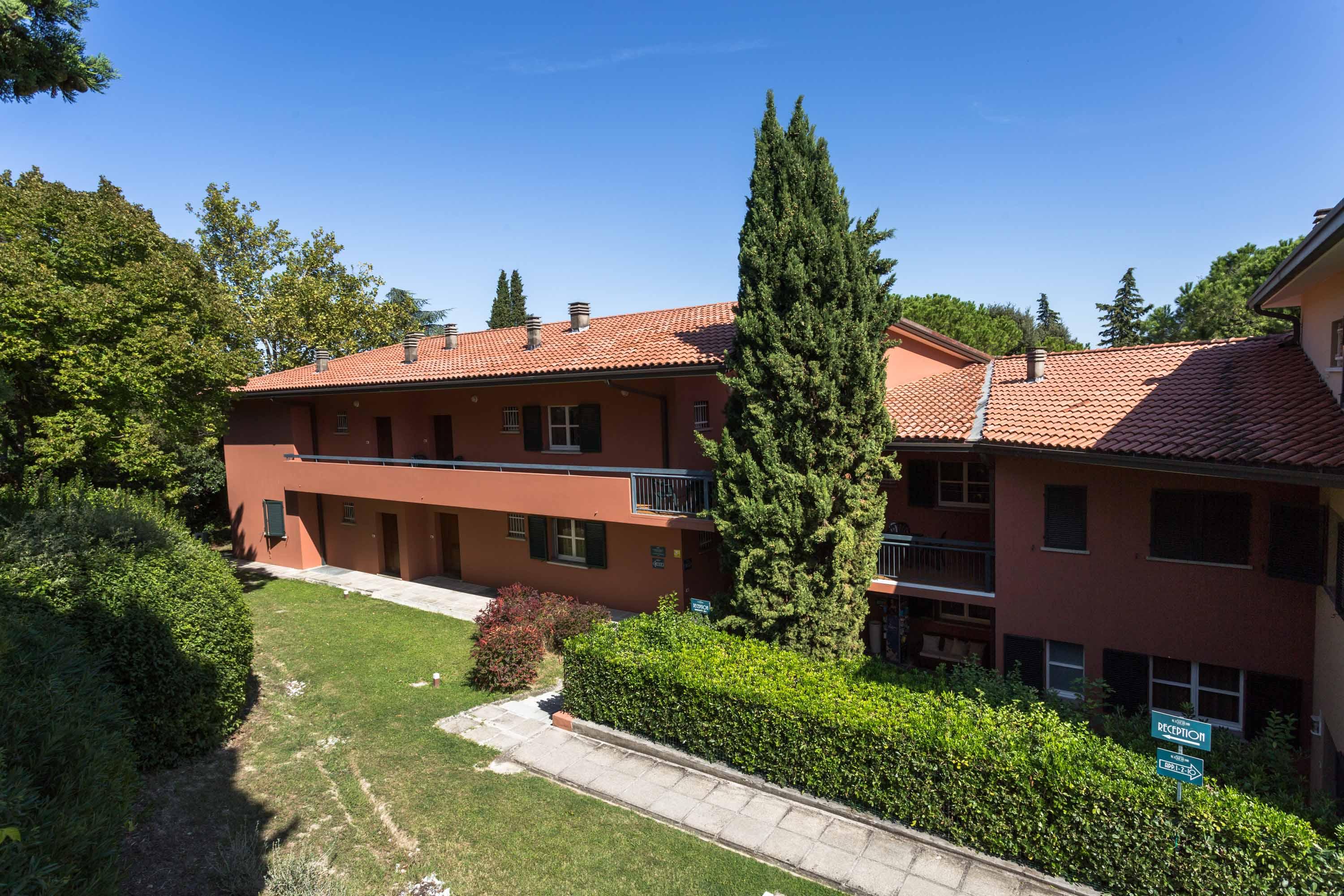 Residenze Al Colle Dei Pini Aparthotel Riccione Luaran gambar