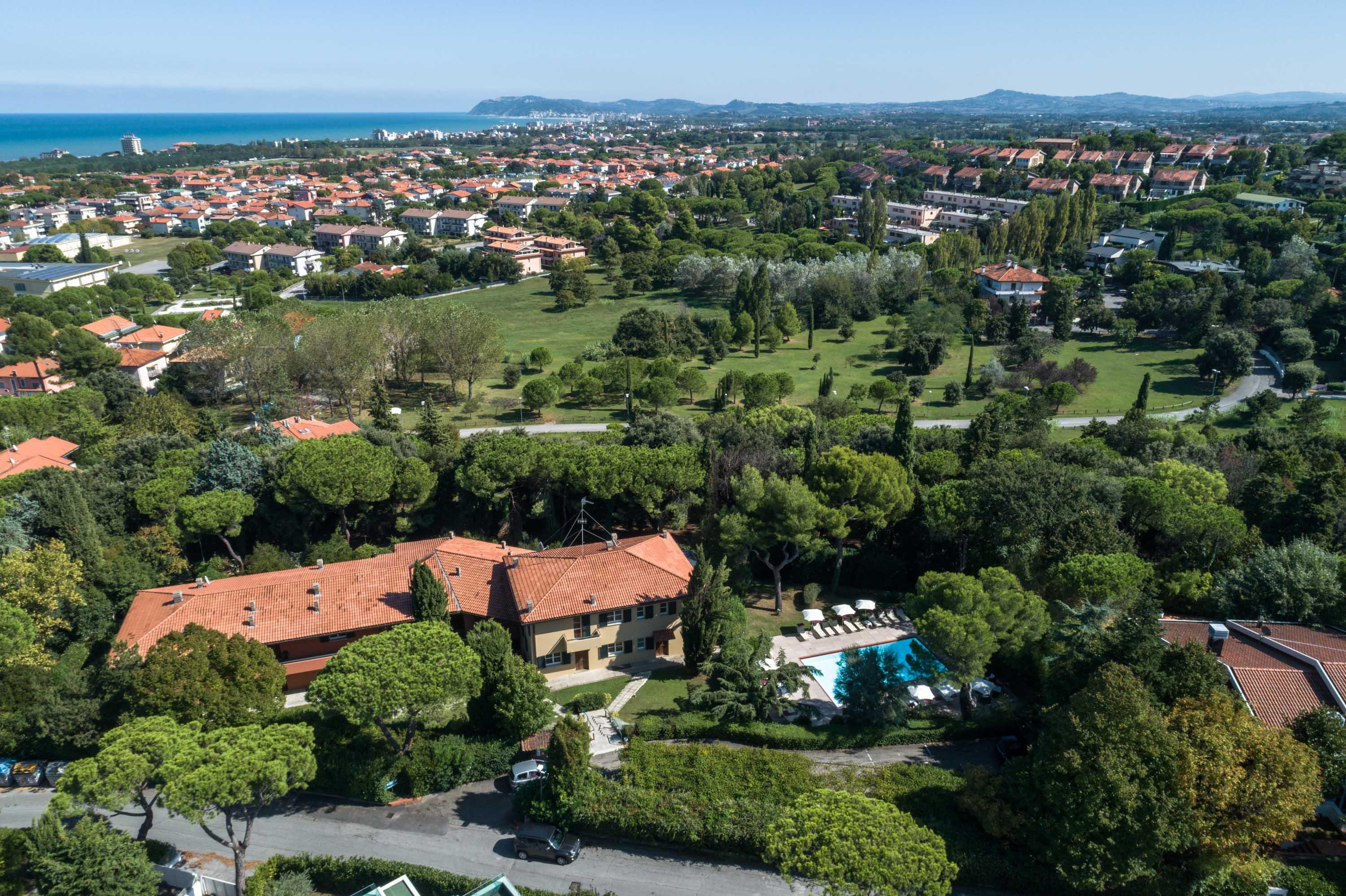 Residenze Al Colle Dei Pini Aparthotel Riccione Luaran gambar
