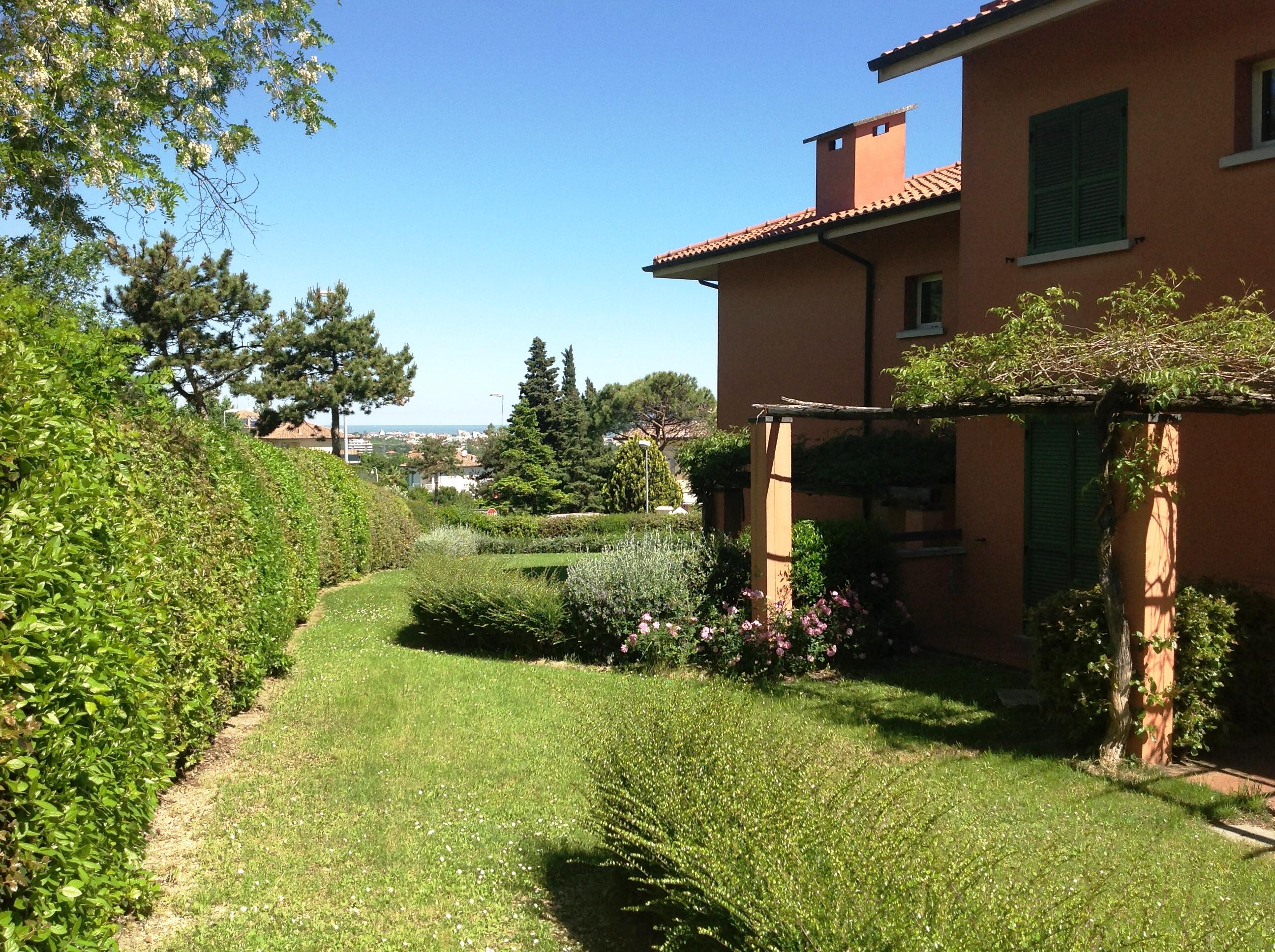 Residenze Al Colle Dei Pini Aparthotel Riccione Luaran gambar