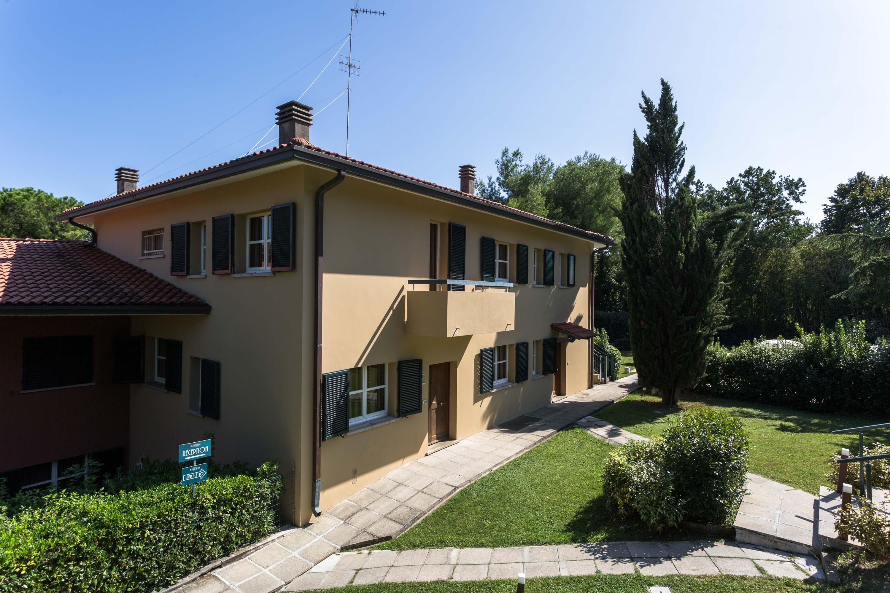 Residenze Al Colle Dei Pini Aparthotel Riccione Luaran gambar