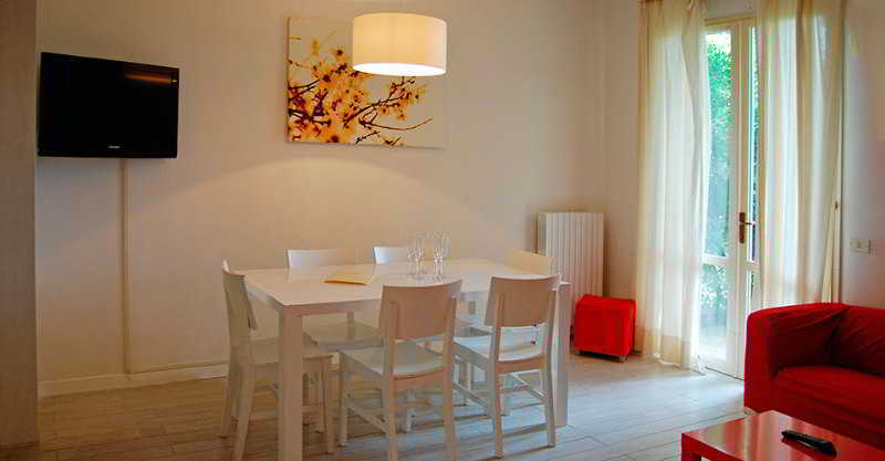 Residenze Al Colle Dei Pini Aparthotel Riccione Luaran gambar